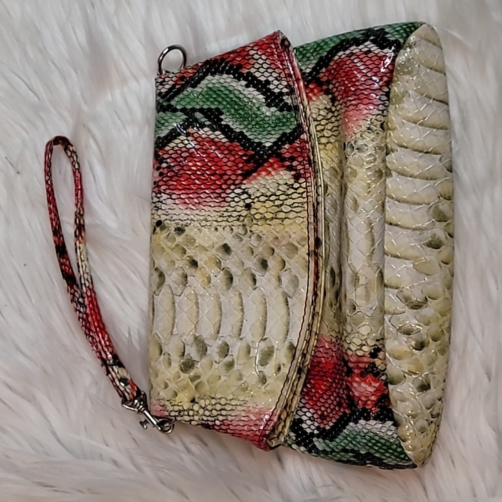 Wristlet